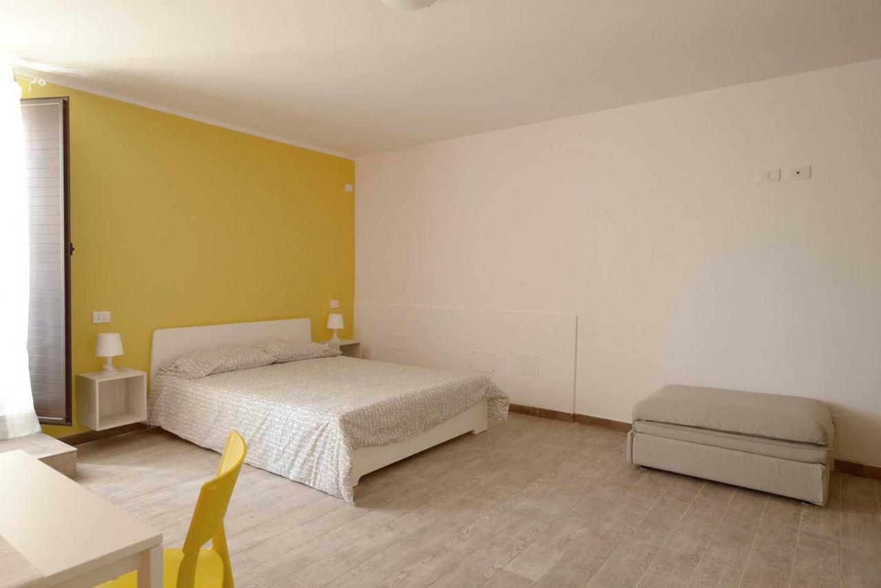 B&B A Due Passi Dal Centro Agrigento Bagian luar foto